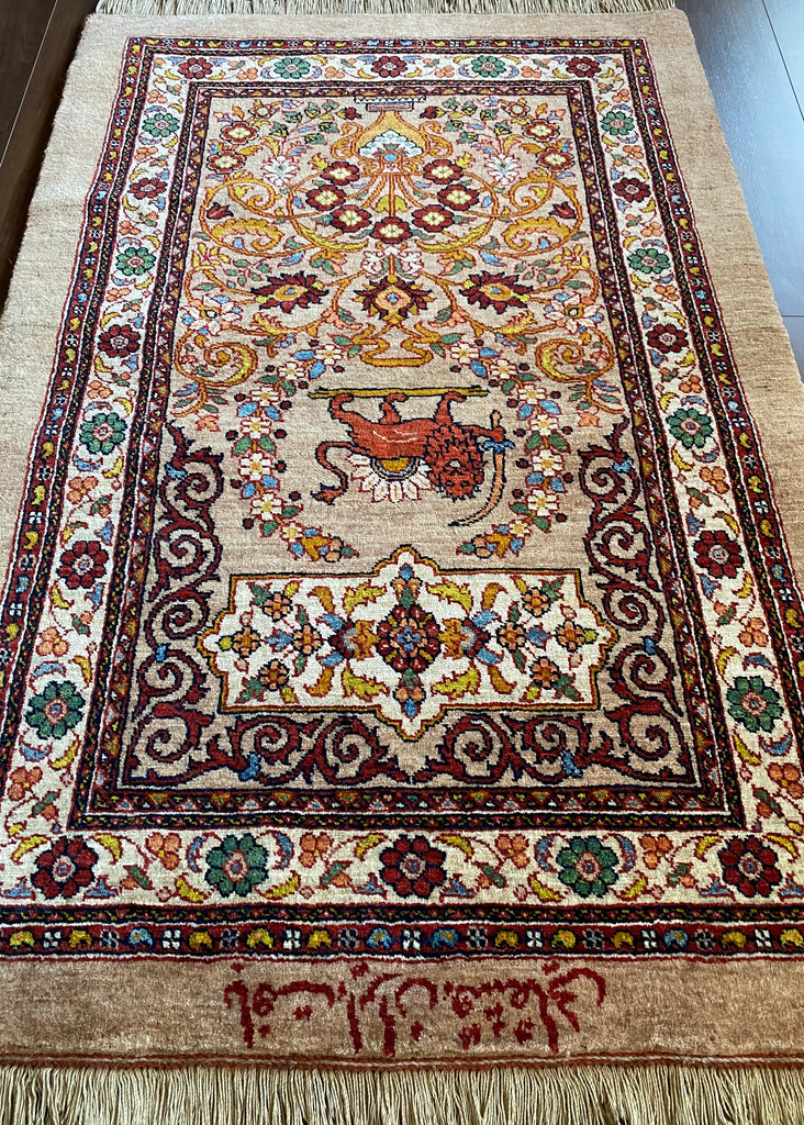 カシュガイ族 手織り絨毯 135×89cm
